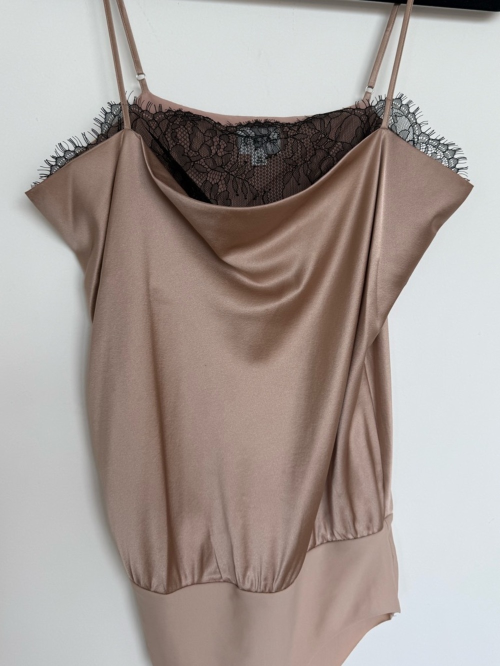 Cami NYC Romy Lace Trimmed Draped Silk Bodysuit in Rose Dust size M - Picture 4 of 7